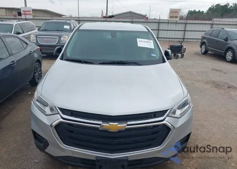 2020 Chevrolet Traverse Fwd Ls z USA, uszkodzony, nr VIN 1GNERFKW9LJ131014